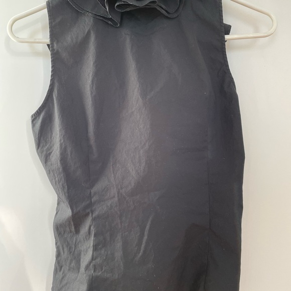 Black Ralph Lauren Sleeveless Ruffle Top - Picture 2 of 4